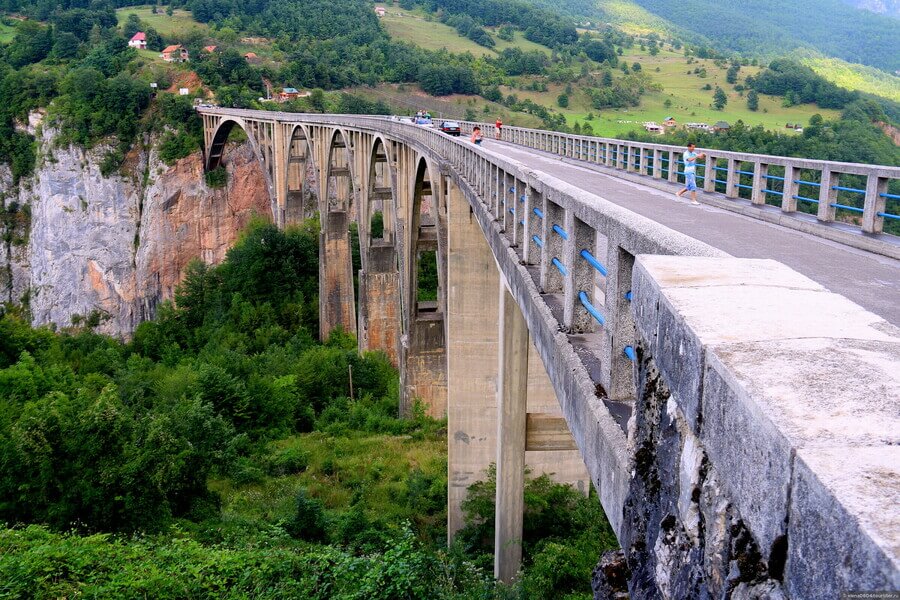 Мост Джурджевича, Черногория